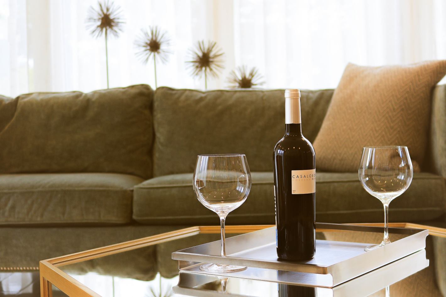 Upholstery and sofa cleaning
